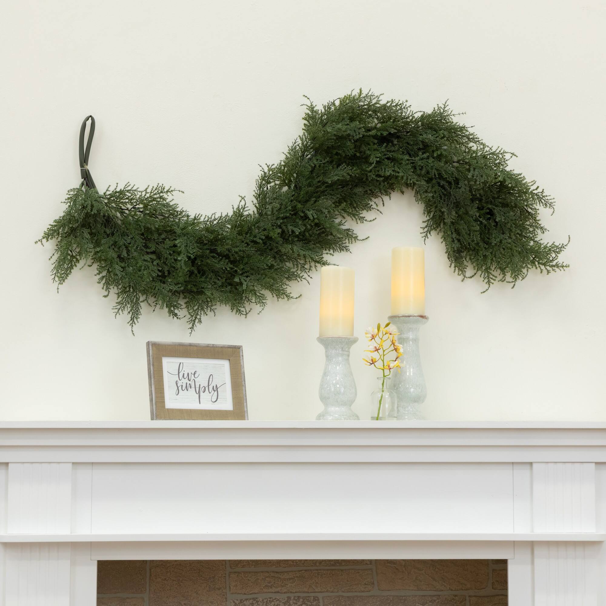 5ft. Cedar Garland